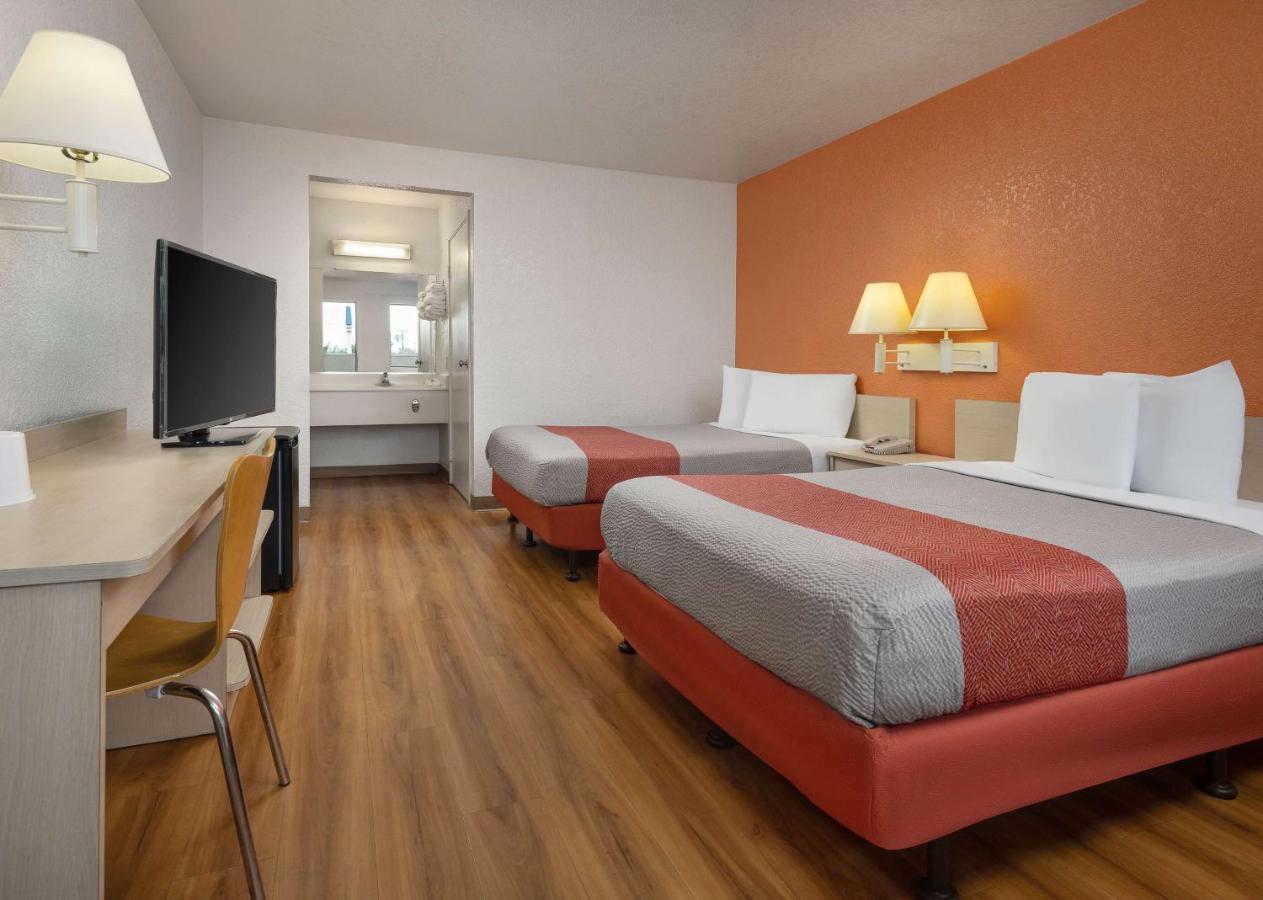 Motel 6-Buena Park, Ca - Knotts Berry Farm - Disneyland Zewnętrze zdjęcie